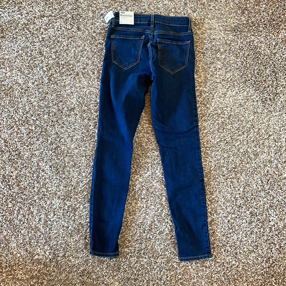 Old Navy Rockstar Skinny Jeans size 0 - Picture 4 of 6